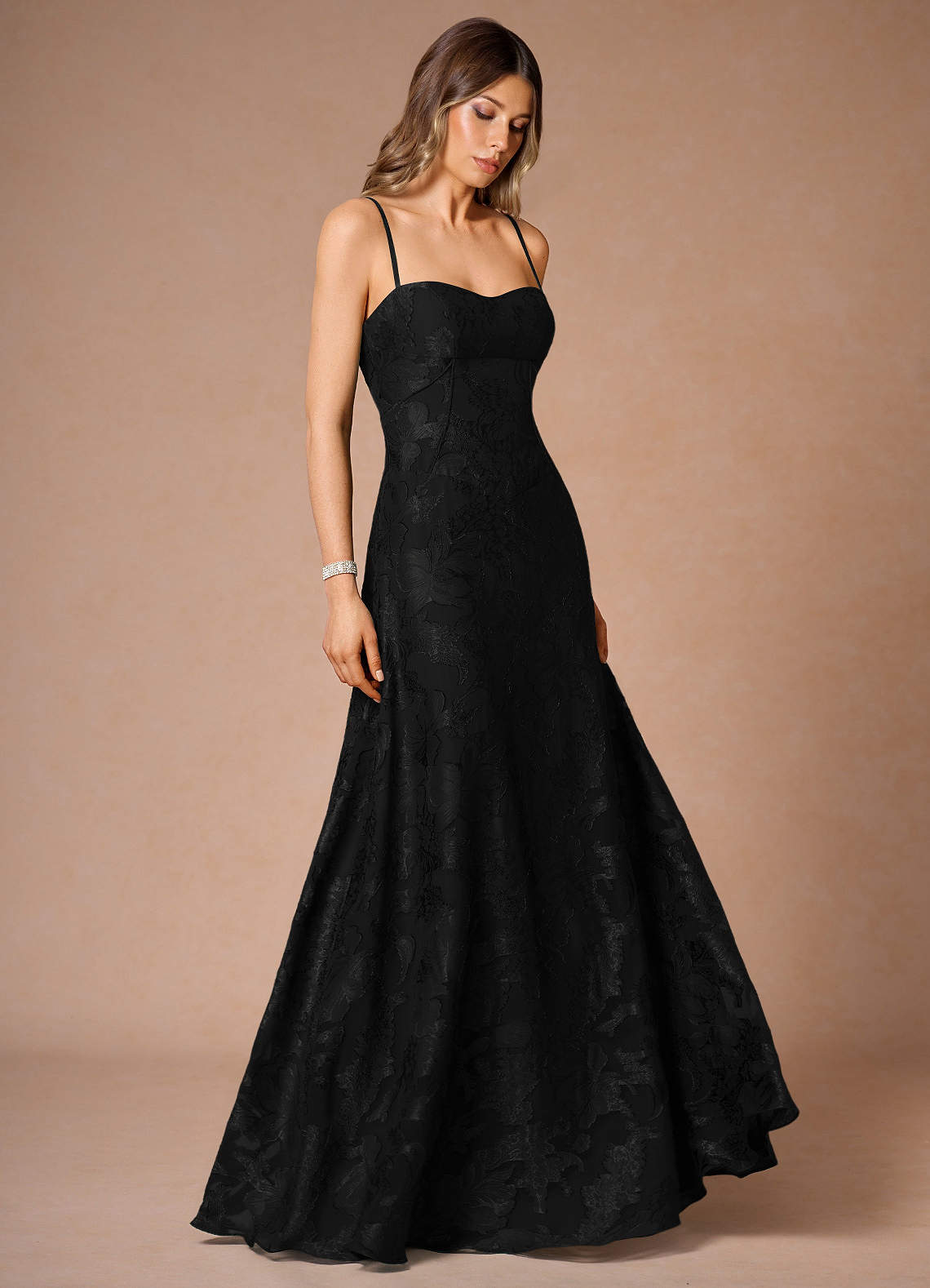 HOLLIS-AZ57822416 - Final Sale